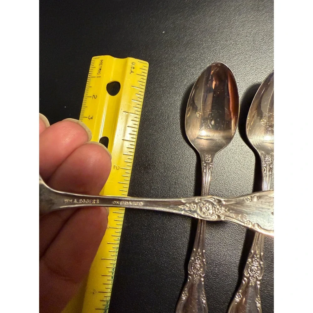 Oneida Wm Rogers Silverplate Demitasse spoons Vanessa Francesca Floral Set of 4